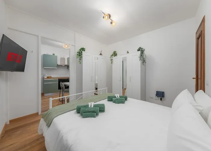 2 Min To Metro - 12 Min To Station And Duomo - Quiet Lägenhet *