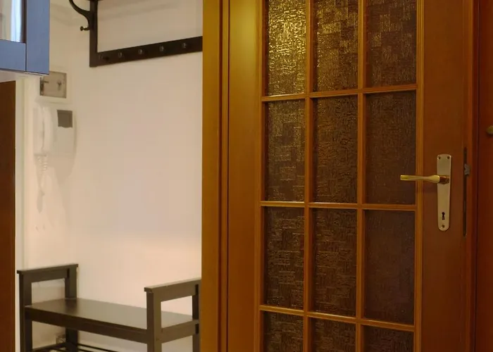 Bwr - Two-room Near The Station, Venini *