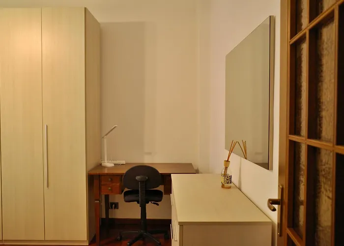 Bwr - Two-room Near The Station, Venini Lejlighed