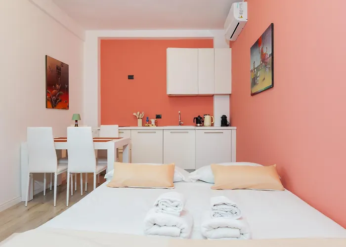 Apartment Little Nest Near Porta Vittoria Station