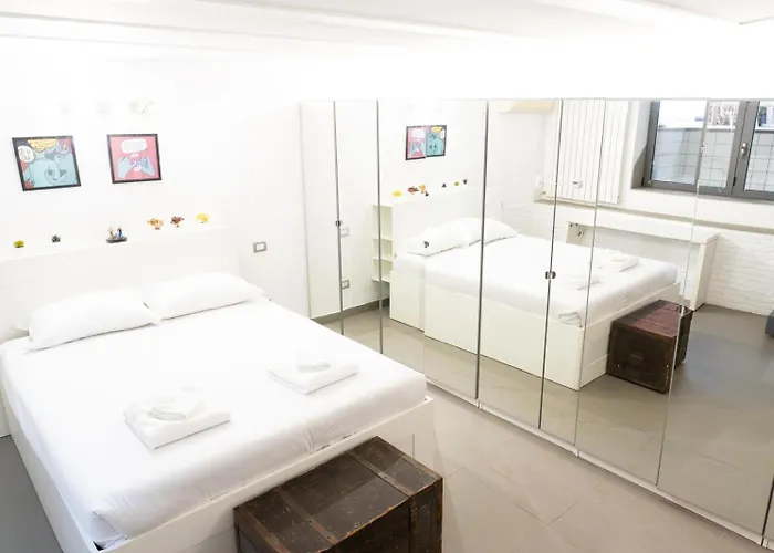 Artist's Nest - Loft Con Patio Esclusivo * Mediolan