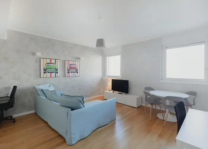 Gohost - Next To The Olympic Village Terrace * Milán