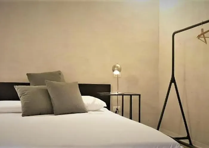 Casa - And - Duomo's Whisper *