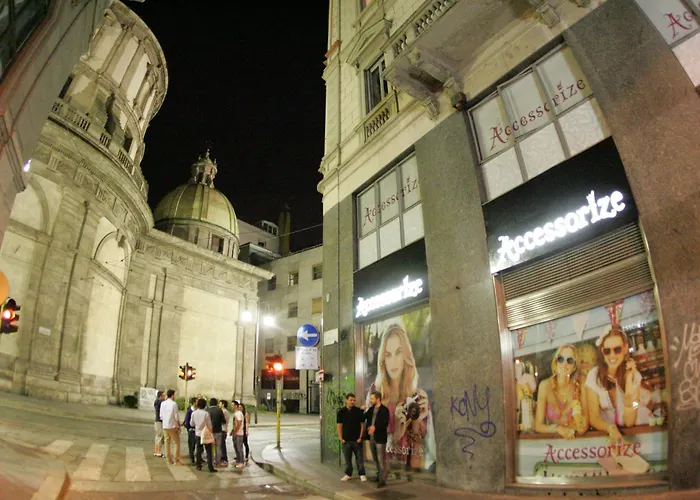 Dhomes - And Milano