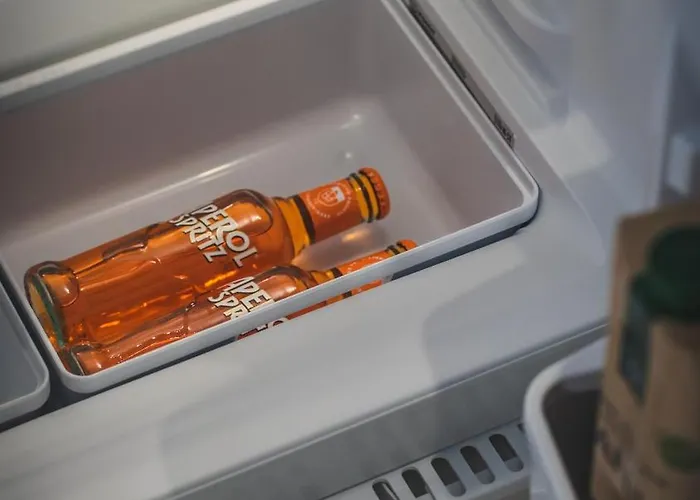 Wownavigli Apartment-sofa Bed Metro M4 Tram 2