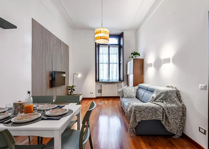 Stayeasy Montenero48 - Portaromana Center ミラノ