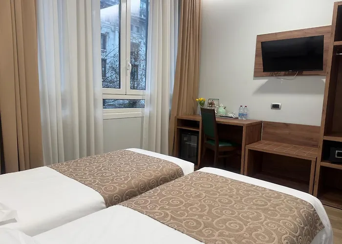 Отель Csi Group - Station 3*