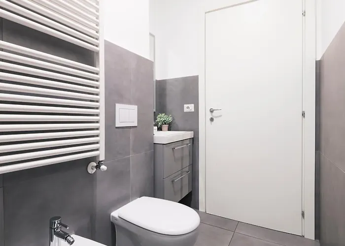 Easylife - - G Emiliani 1 115 - Porta Romana * Milán