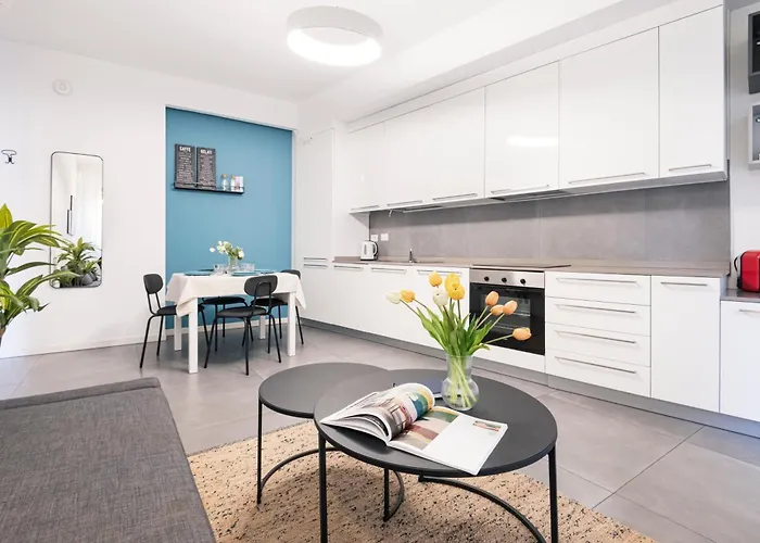 Easylife - - G Emiliani 1 114 - Porta Romana *