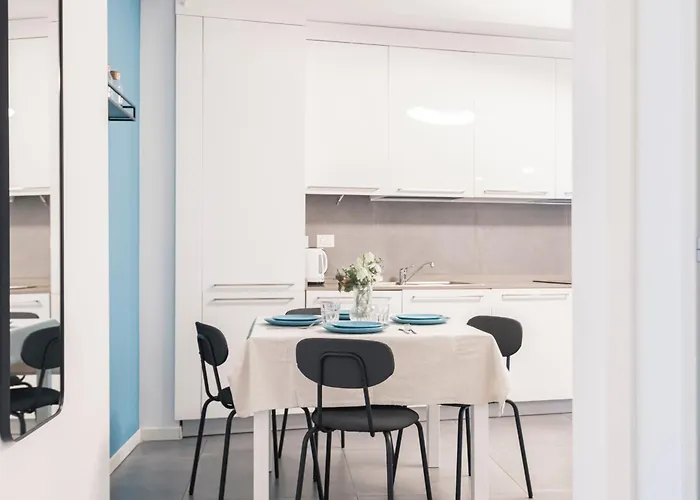 Easylife - - G Emiliani 1 114 - Porta Romana * Милан