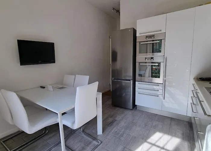 Elegante Apartmento Citylife Fiera Daire