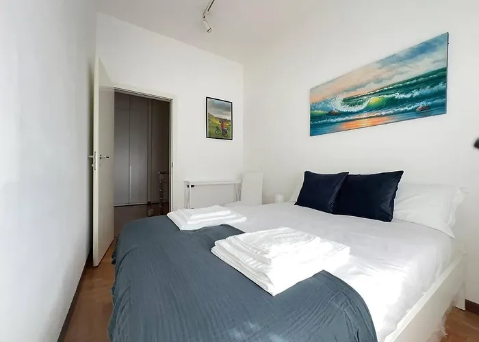 Elegante Apartmento Citylife Fiera Daire *