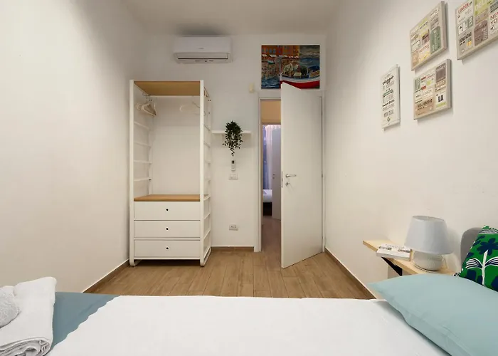 Luxury - Balbo Trilo * Milaan