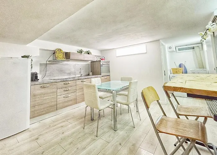 Cozy Basement Navigli Apartment Mailand