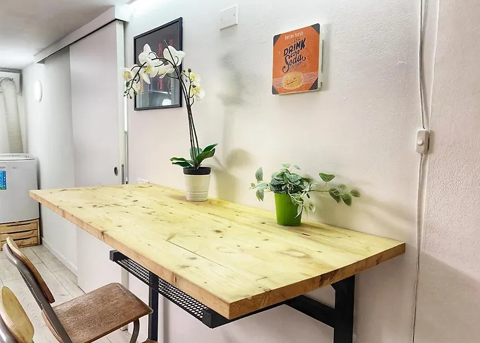 Cozy Basement Navigli Mailand