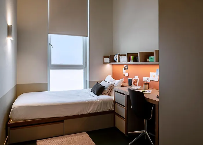 Aparto Giovenale Hotel Mediolan