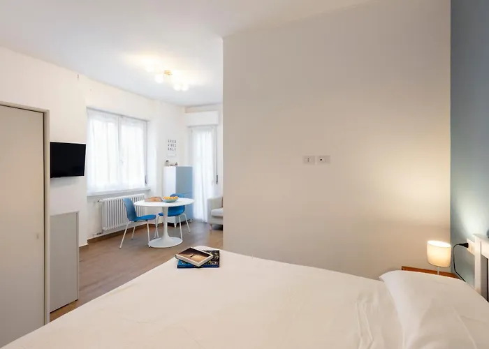 Lomellina 13 Милан