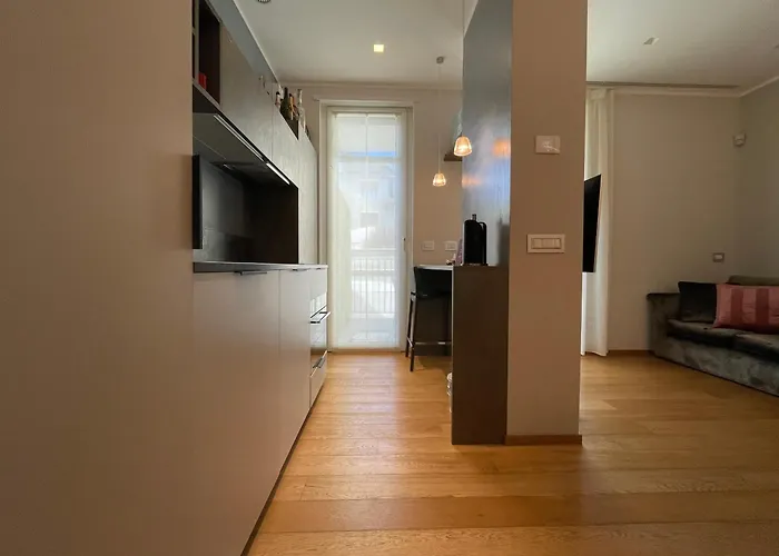 Milanese Lodge/luxury House In The Heart Of Милан