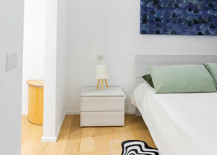 Fashion & Design - Metro California *