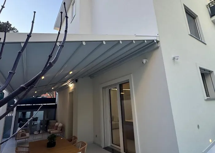 Appartamento White House Con Posti Auto *