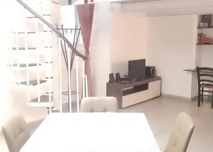 Porta Romanabocconi Lecase&vacanze Ambrosiane * Milan