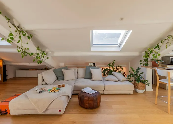Lejlighed Bright Penthouse Attic In The Heart Of Milano