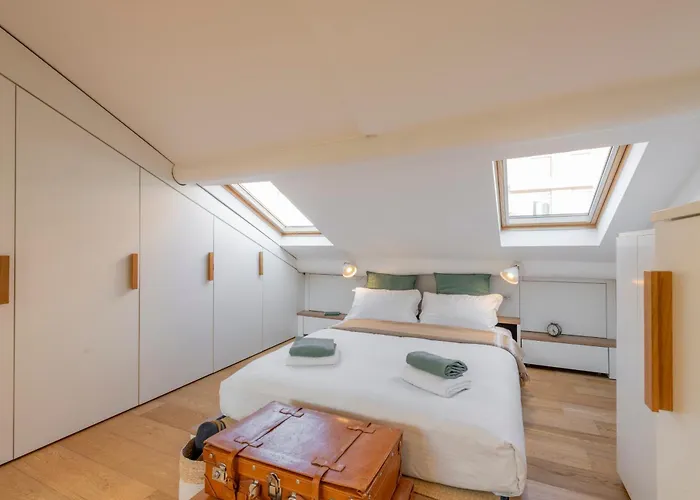 Lejlighed Bright Penthouse Attic In The Heart Of *