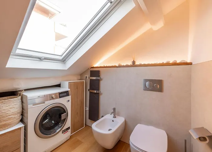 Bright Penthouse Attic In The Heart Of * Milán