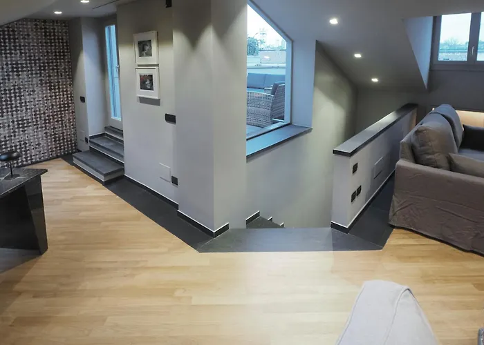 Contempora - Two-level With 2 Terraces In Brera *