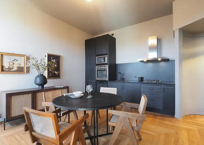 Contempora - Two-level With 2 Terraces In Brera Milánó