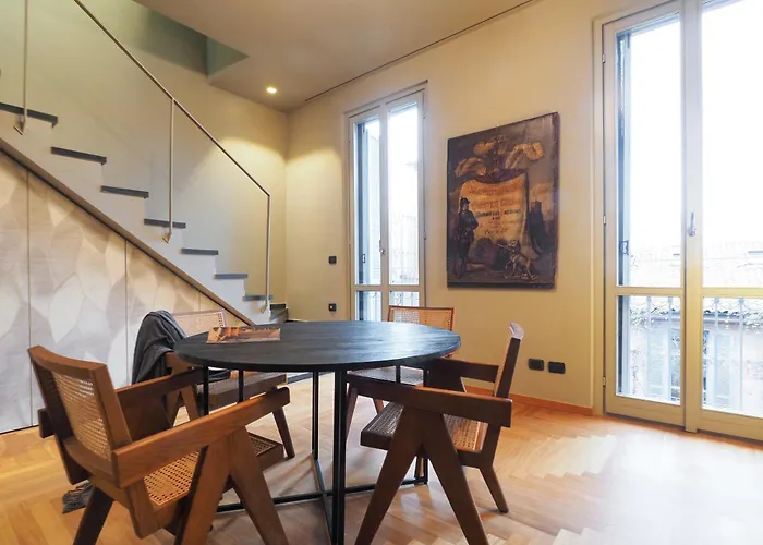 Contempora - Two-level With 2 Terraces In Brera Milánó