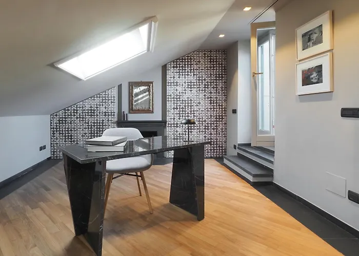 Contempora - Two-level With 2 Terraces In Brera * Milánó