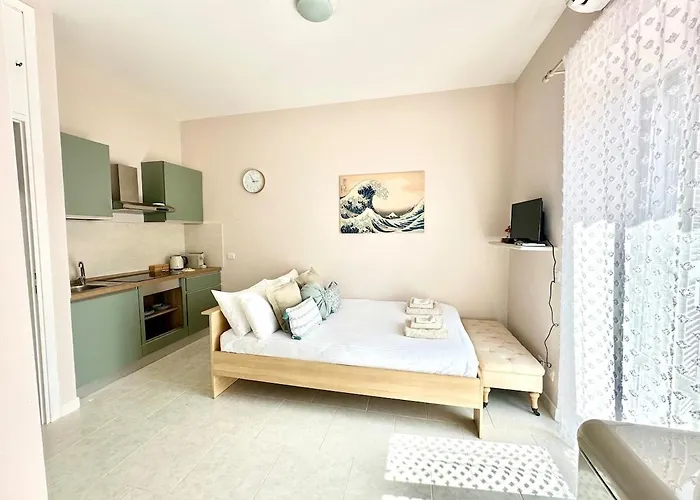 Center Romantic With Terrace