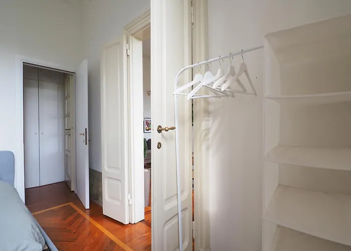 Homestay Location Cavour Milan
