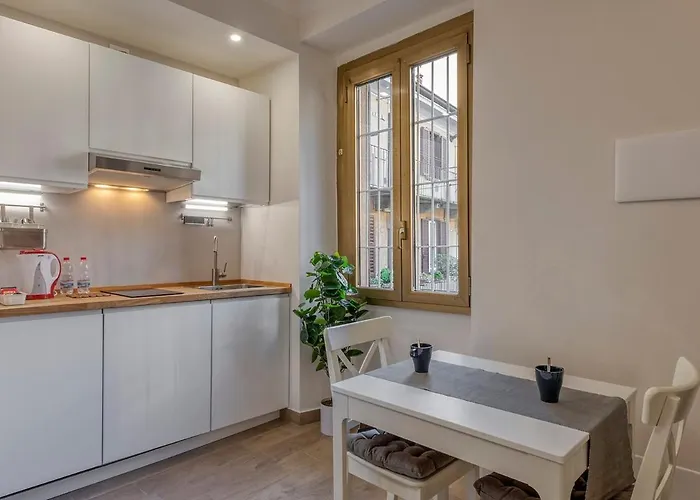 Appartamento Frisi 3 Center - B