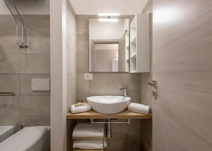 Frisi 3 Center - B Appartamento *