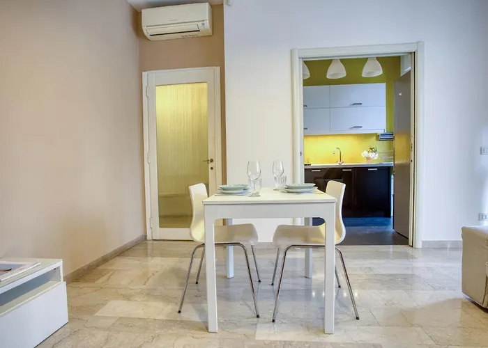 Easylife - - Morosini 32 - Porta Romana *