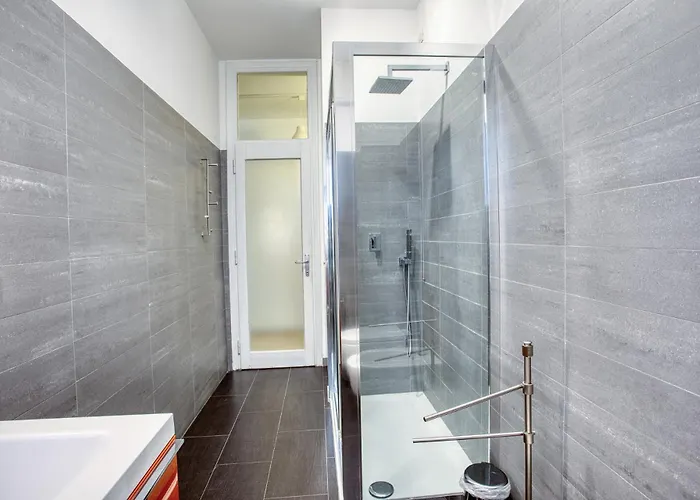 Easylife - - Morosini 32 - Porta Romana Milano