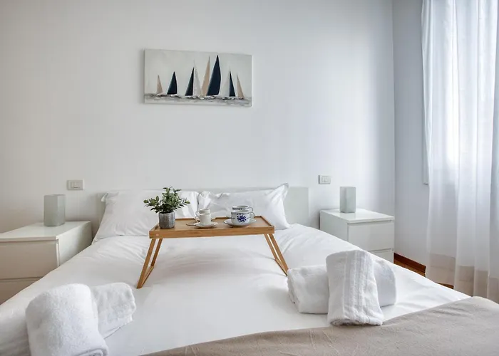 Easylife - - Morosini 32 - Porta Romana Daire