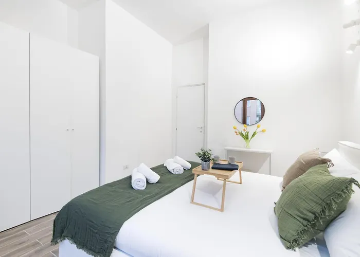 Easylife - Milano- Privata Angera 3 - *