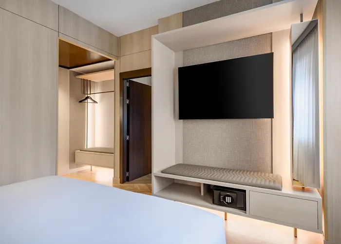 Ac By Marriott Отель 4*