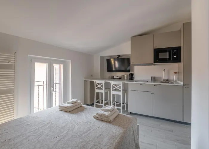 D'annunzio In The Heart Of Navigli Apartment