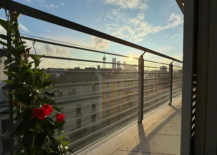 La Casa Di Giò - Life * Milão