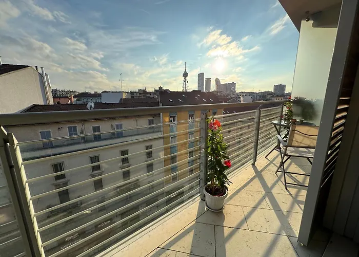 La Casa Di Gio - Life