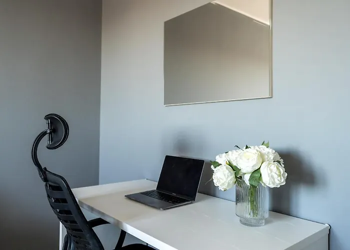 아파트 New With 4 Bedrooms