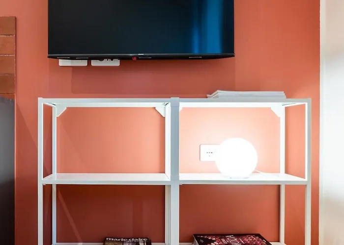 Nuovo - Con Due Da Letto