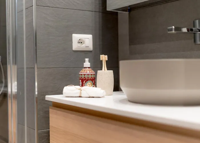 דירה Luxury - Daverio 6 מילאנו