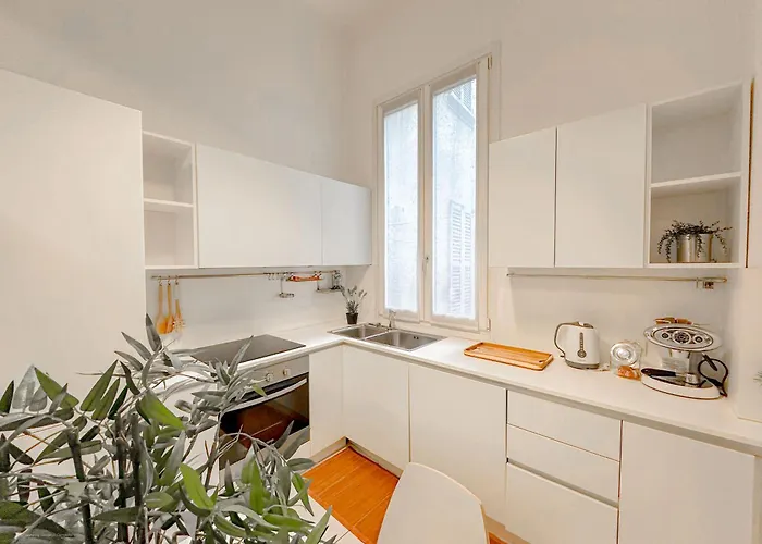 Dellorso Luxury - 5 Mins From Montenapol... Apartmán
