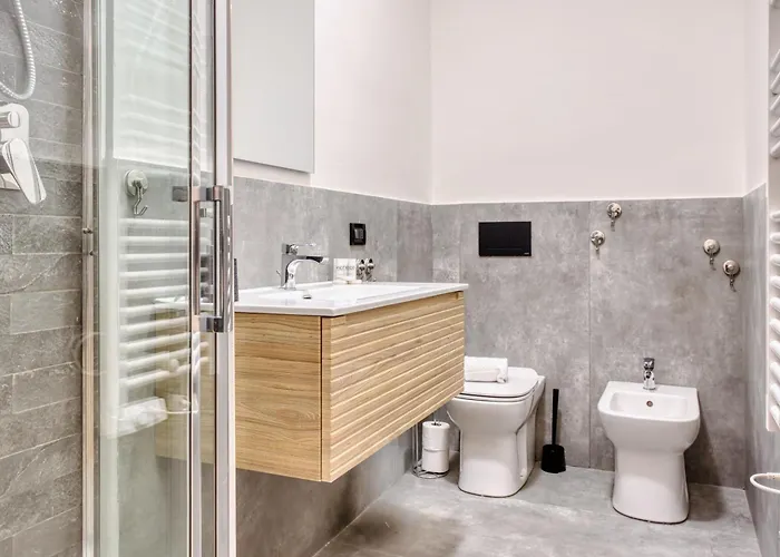 Joivy Elegant & Modern In Isola District *