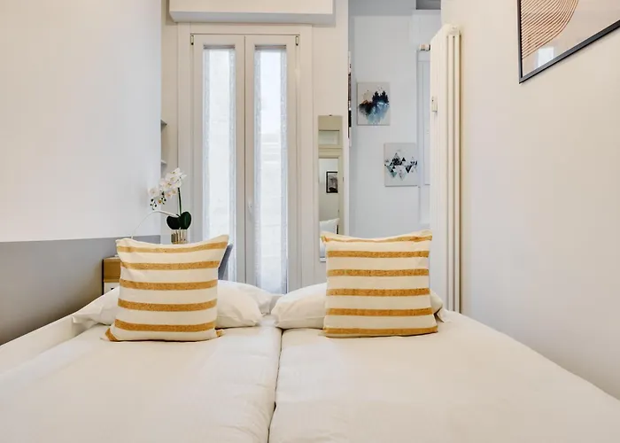 Daire Joivy Elegant & Modern In Isola District
